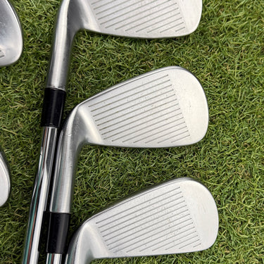 Taylormade P790 2019 Irons / 7-Pw-Aw / Ns Pro 950 Gh Neo Regular