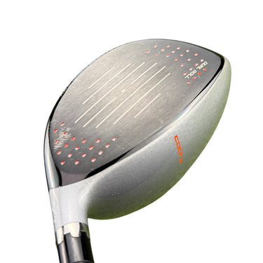 Cobra Amp Cell driver with 9.5° loft, silver and black with orange accents. Features Dual Roll technology and graphite shaft.