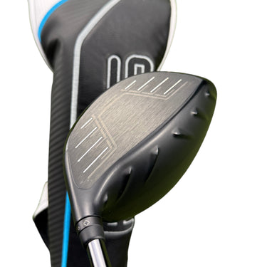 Mega Golf Ping G440 Max driver with 9° loft and Ping Tour Black 2.0 65 stiff graphite shaft. Includes headcover.