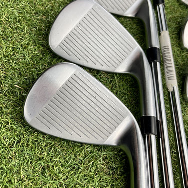 Taylormade Qi10 Irons / 5-Pw-Aw-Sw / Kbs Max 85 Regular / Left Hand