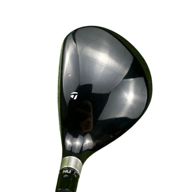 Taylormade R9 #4 Wood 17° / Matrix Ozik Xcon-5 Stiff