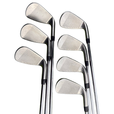 Titleist 718 AP1 Irons / 5-Pw-Aw / AMT Red R300 Regular / Left Hand
