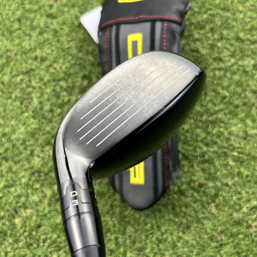Titleist Tsi2 Hybrid / #4 21° / Hzrdus Red 5.5 Regular 60G