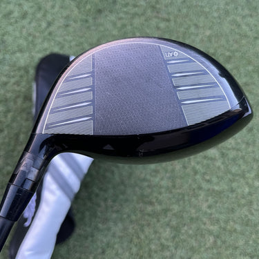 Titleist Tsi4 Driver / 9° / Diamana D+72 Stiff