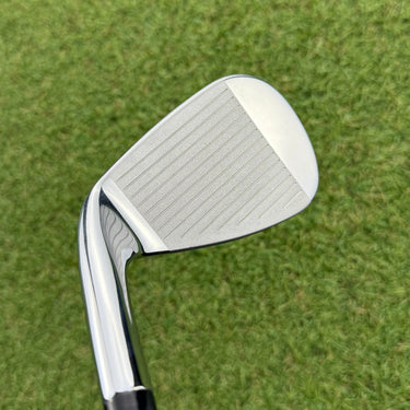 Wilson Dynapower Forged Wedge Gw 49° / Recoil Dart 75 F4 Stiff