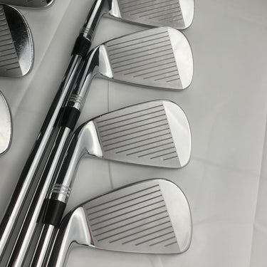 Wilson Staff Model 2024 Cb Irons / 4-Pw / Dynamic Gold 120 X100 X-Stiff