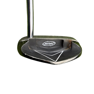 Yes C-Groove Victoria Putter / 35''