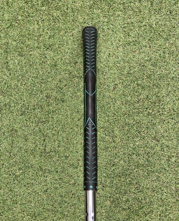 cobra-gravity-back-3-iron-cobra-regular-detail-4 | Mega Golf Cobra Gravity Back #3 Iron / Cobra Regular detail 5