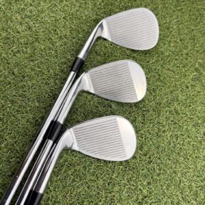 Cobra Snakebite 2021 One Length Wedges Aw 48° & Aw 52º & Sw 56° / Kbs Hi Rev 2.0 125 Stiff detail 1