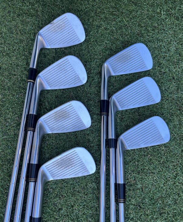 Miura Tournament Blade Irons / 4-Pw / Kbs Tour 90 Stiff detail 1