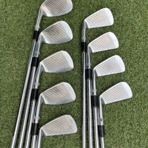 Wilson Staff Tour Blade Fg-17 Irons / 3-Pw-Sw / Dynamic Gold Regular detail 1