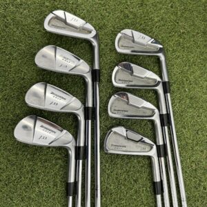 Bridgestone J33 Combo Irons 3 pw Dynamic Gold S300 Stiff