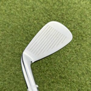 Wilson Model Utility #2 Iron 18° Kbs 80 Stiff Detail 1