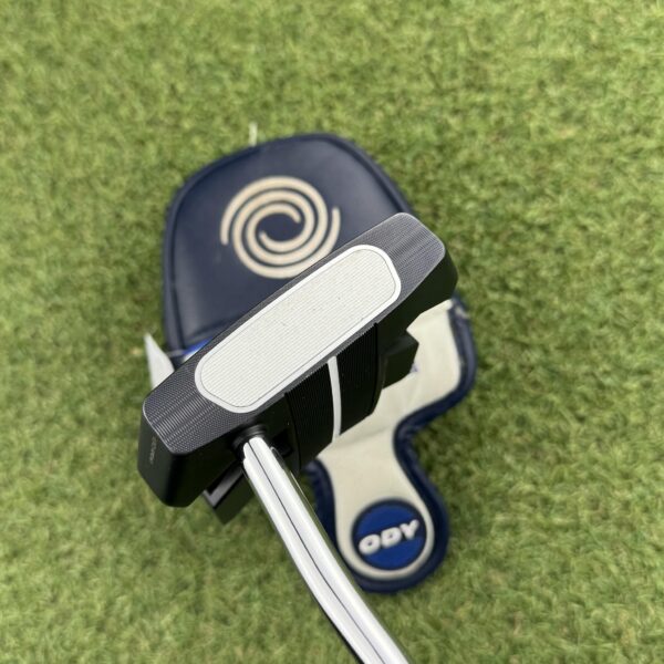 Odyssey Ai-One Wingback DB Putter / 34" Detail 1