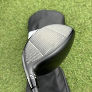 Cobra DS-Adapt MAX-K Driver / 10.5° / Vanquish 4 R2 Senior Detail 1