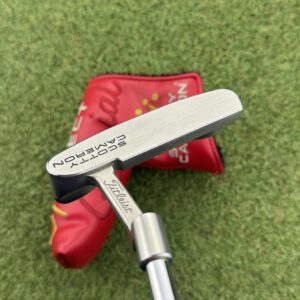 Scotty Cameron Special Select Newport Putter / 34.5" Detail 1