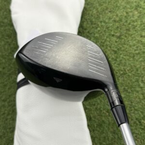Titleist 915 D2 Driver / 10.5° / Diamana Blue S+ 60 Regular / Left Hand Detail 1