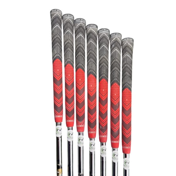 Mizuno MP-30 Irons / 4-Pw / Dynamic Gold R300 Regular 4