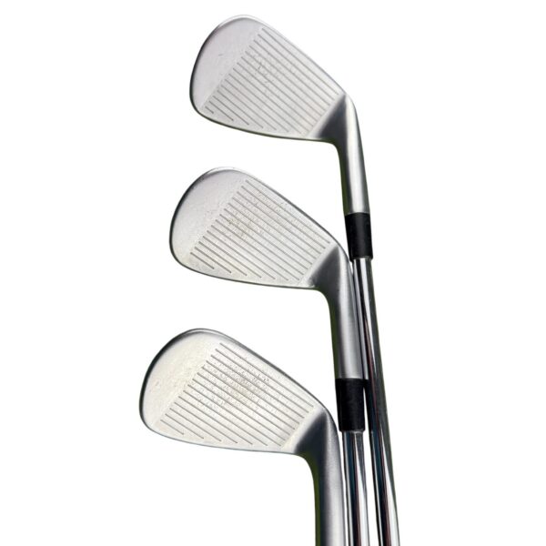 Taylormade P770 2023 Irons / 5-Pw / Dynamic Gold R300 95 Regular / Left Hand 3